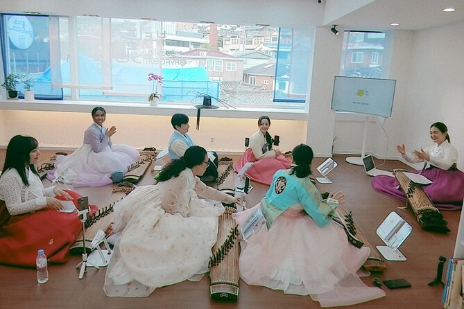 Play Gayageum in Hanbok Cultural Experience in Bukchon - Is $72.19 a fair price?