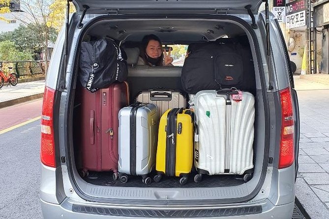 Private Airport Transfer: Gimpo Airport to Seoul City (1-5 pax) - The drive into Seoul and what you will not see