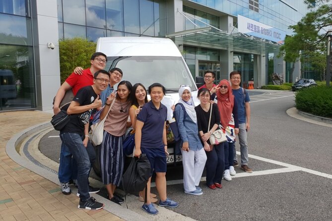Private Airport Transfer: Incheon Airport to Seoul City 1-12 pax - Why a private van beats several separate rides