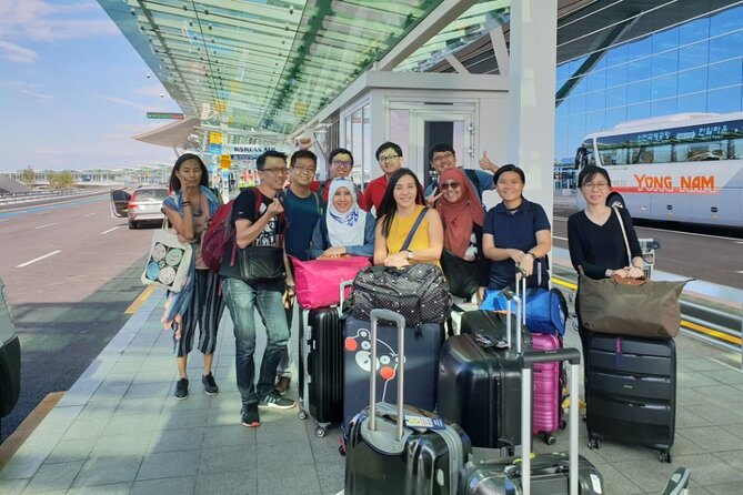 Private Airport Transfer: Incheon Airport to Seoul City 1-12 pax - The one to two hour ride into Seoul