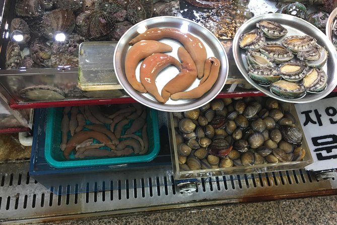 Private Busan tour with gamcheon culture village and the temple (Customizable) - Beomeosa Temple: a quiet start on Geumjeongsan Mountain