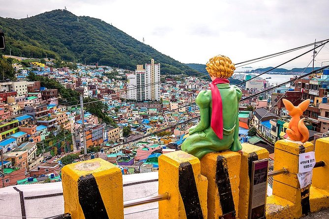 Private Busan Tour with hidden gem of Busan by Local Guide - BIFF Square, street food, and Busan’s movie culture