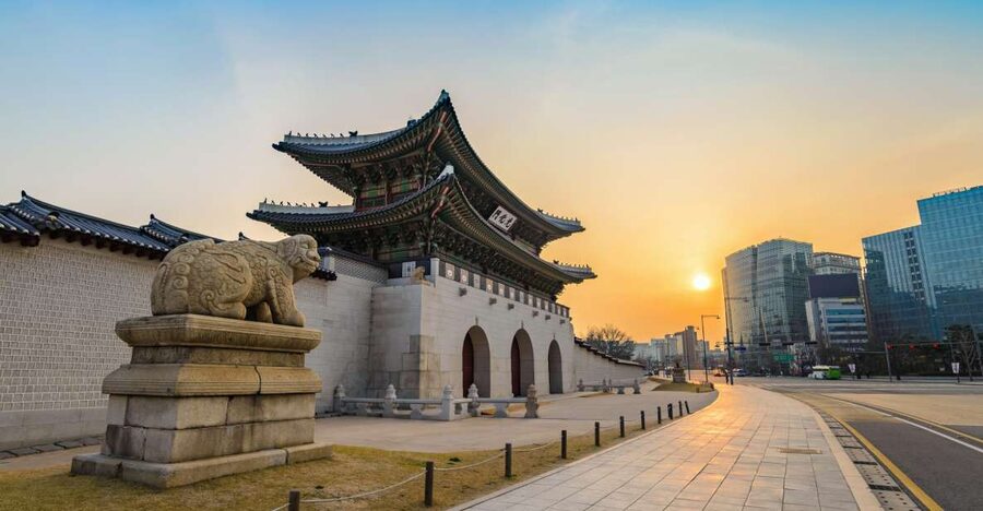 Private Customized Seoul Tour with Your Korean Buddy - Who should book this private walk
