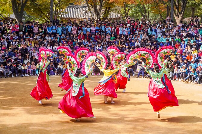 Private Day Trip to Korean Folk Village and Hwaseong Fortress - Key points to know before booking