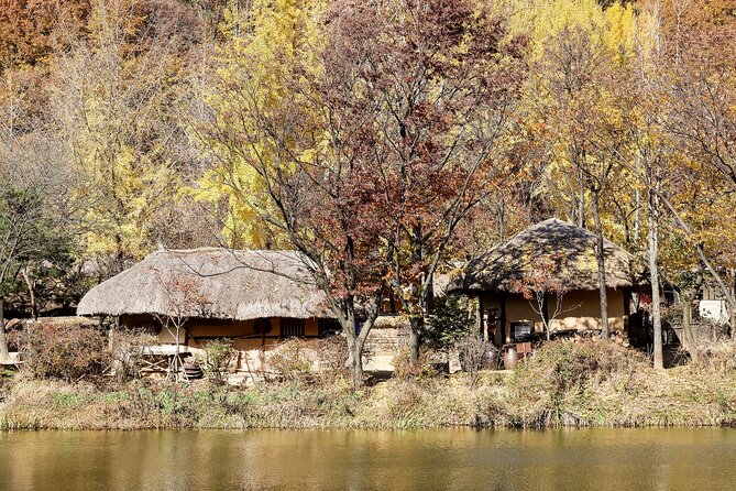 Private Day Trip to Korean Folk Village and Hwaseong Fortress - Korean Folk Village: Korea before the modern rush