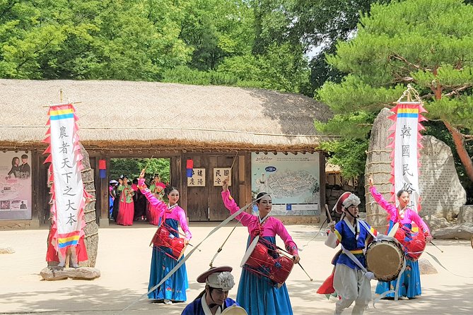 Private day trip to Korean Folk Village & Dae Jang Geum Park - What a private guide adds