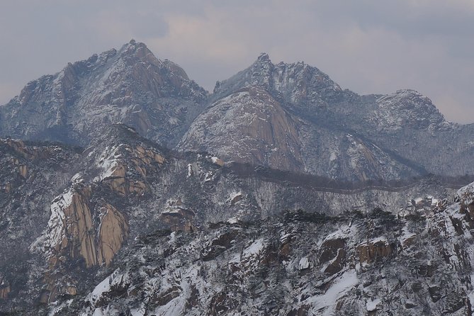 Private Hiking to Bukhansan & Korean Style Spa(Include Lunch) - Transport, timing, and private value