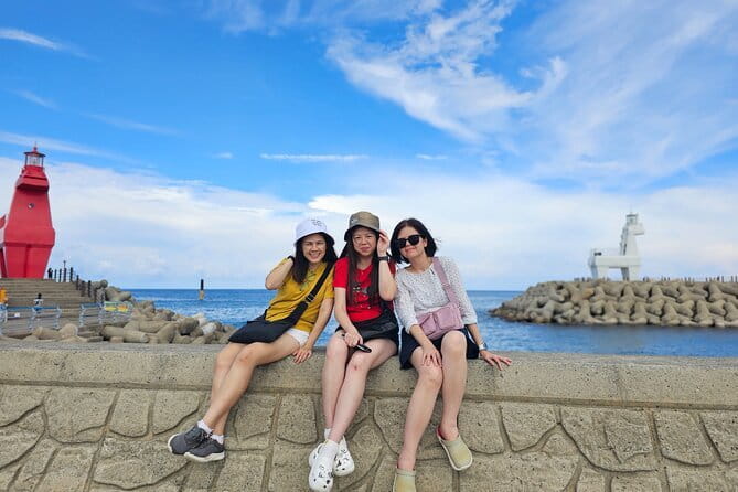 Private Jeju Customized Tour with Local Guide Mr.LEE Hong-min - Manjanggul Cave: an important closure to check