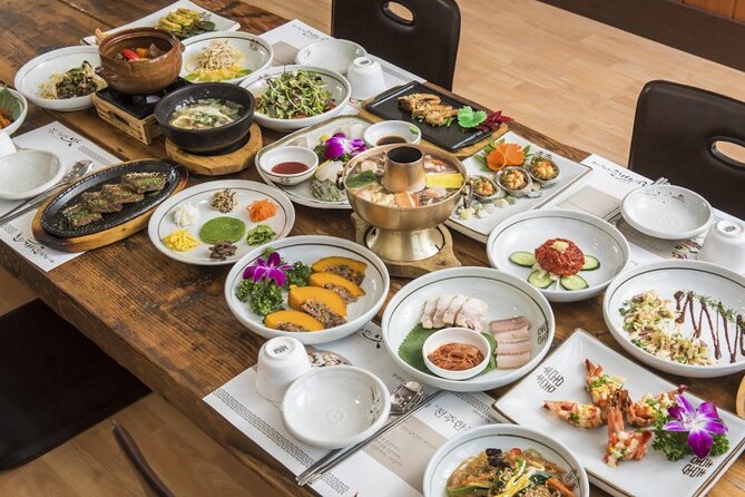 Private Jeonju Hanok Village - Culinary tour - Gyeonggijeon Shrine and the Joseon royal story