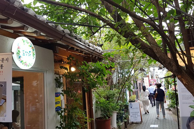 Private Layover Tour from Incheon Airport to Seoul - The return to Incheon is the part that matters most