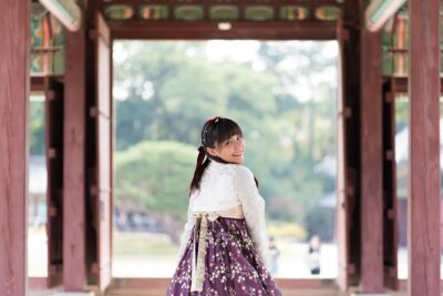 Private Palace Photo Shoot in Seoul with a Photographer