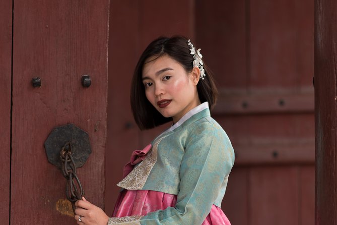 Private Palace Photo Shoot in Seoul with a Photographer - What you receive after the shoot