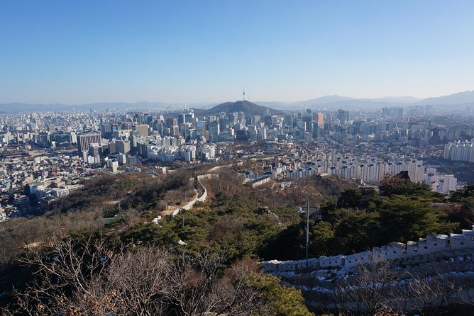 Private Seoul Wall Trekking [Inwangsan, Bugaksan, Naksan Park, N-Seoul Tower] - Inwangsan: a demanding opening with big views