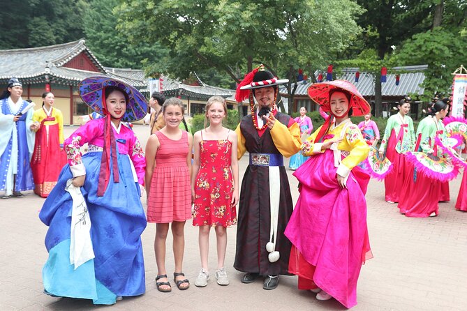 Private Tour around Suwon UNESCO Fortress and Korea Folks Village - Guide quality and the names worth knowing