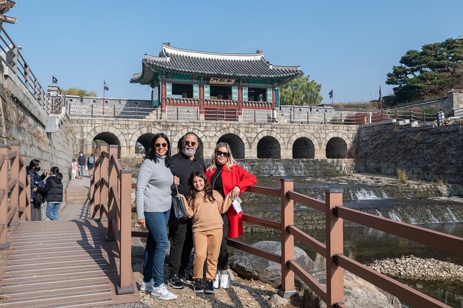 Private Tour around Suwon UNESCO Fortress and Korea Folks Village - Timing, walking, and the shape of the day