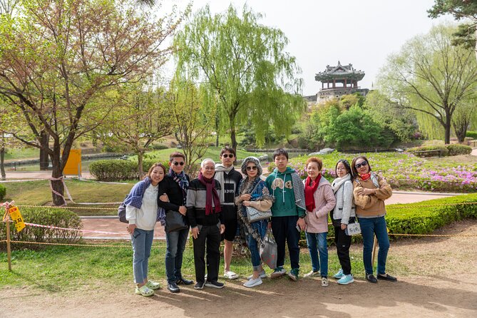 Private Tour around Suwon UNESCO Fortress and Korea Folks Village - Who gets the best value from this outing