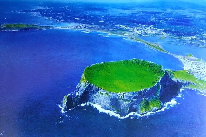 Private Tour in South and East in jeju island - Saryeoni Forest Path: a quiet change of pace