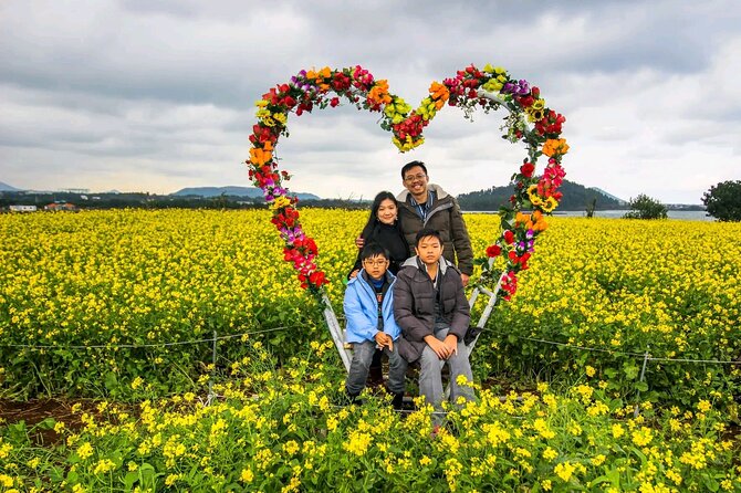Private Tour in South and East in jeju island - Woljeongri Beach: a short seaside reset