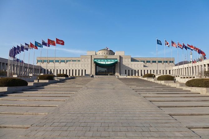 Private Tour: Talk show with N.K. Defector and Short Hiking - Why This Seoul Tour Feels Different