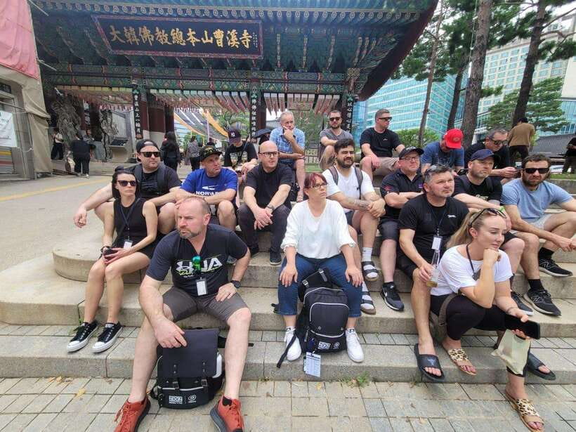 Private Van with English Speaking Guide in South Korea - Building a food and market day