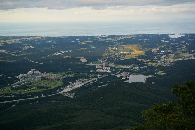Seoraksan National Park Ulsanbawi Hiking from Seoul - Who should book this hike?