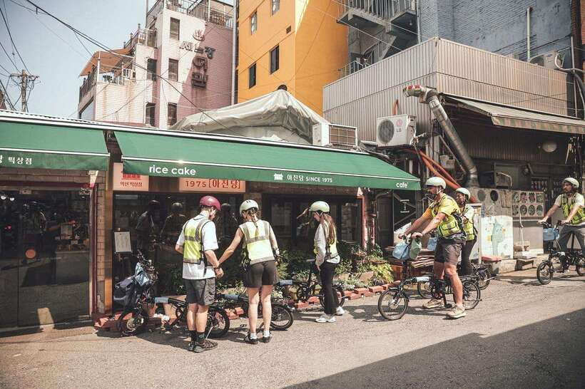 Seoul: Afternoon Ebike tour and "Happy Hour" food and drinks - Key points at a glance