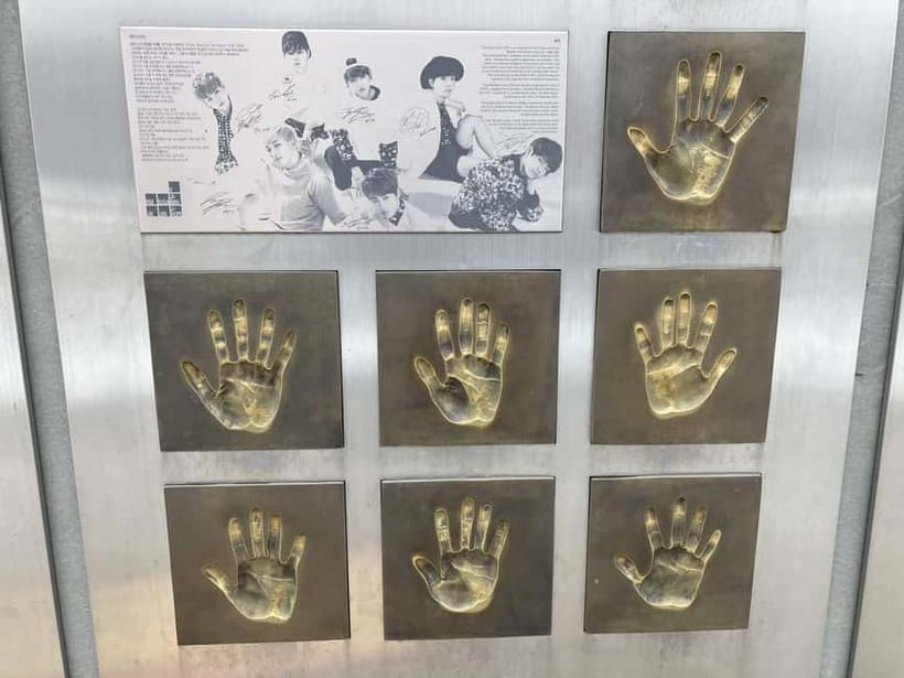 Seoul: ARMY Must Visit BTS Tour - Seeing today’s HYBE headquarters