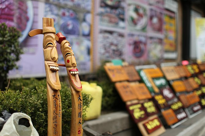 Seoul Art Tour with a Local Expert: 100% Personalized & Private - Jogyesa Temple Adds a Quiet Cultural Pause