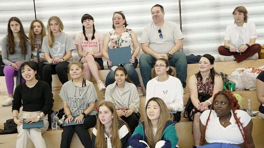 Seoul: BTS & BlackPink K-Pop Dance Class & Video & Styling - Filming Your Own BTS or BLACKPINK-Inspired Video