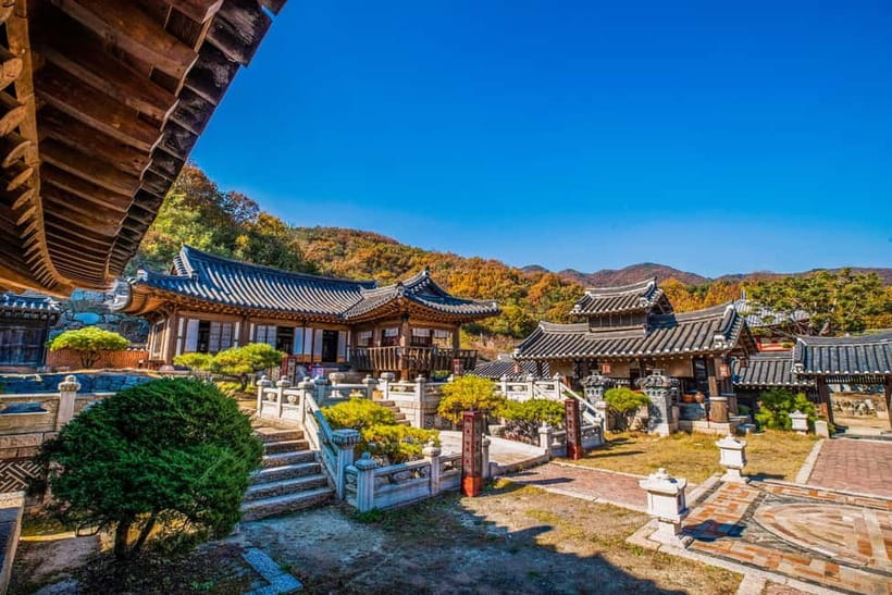 Seoul: BTS K-Pop Star Footsteps Journey ARMY Fan Day Tour - Geumhwa Jeong Makguksu and local noodles