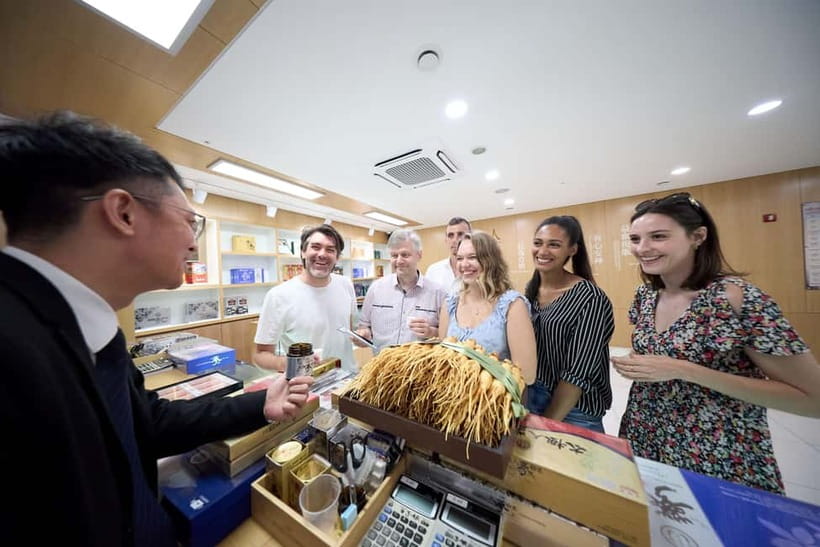 Seoul: Bukchon Village, Gyeongbokgung, Gwangjang Market - The Tuesday alternative, Changdeokgung and Insadong
