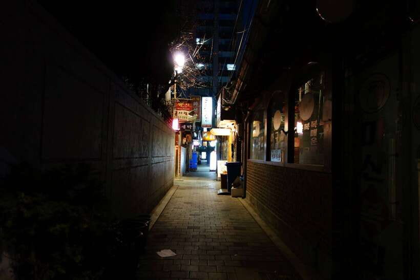 Seoul: Dark Side of the City and Ghost Stories Walking Tour - A hospital site, a bridge, and Seoul’s unsettling secrets