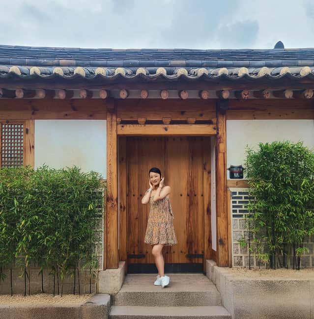Seoul Day Tour: Gyeongbok Palace, Bukchon, Gwangjang Market - Is $41 good value for Seoul?