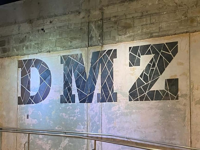 Seoul: DMZ & Live Talk with North Korean Defector - The bus ride from Seoul to the border