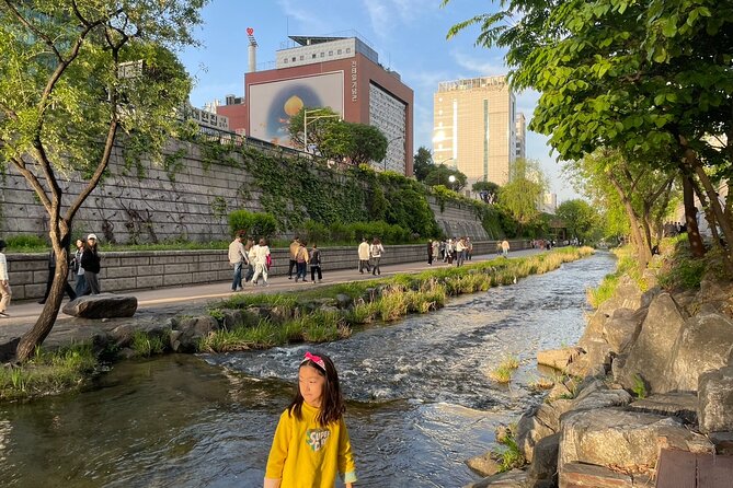Seoul Fun Food Tour: 12 different food tastings - Jongno ramen shop: choose, cook, and eat