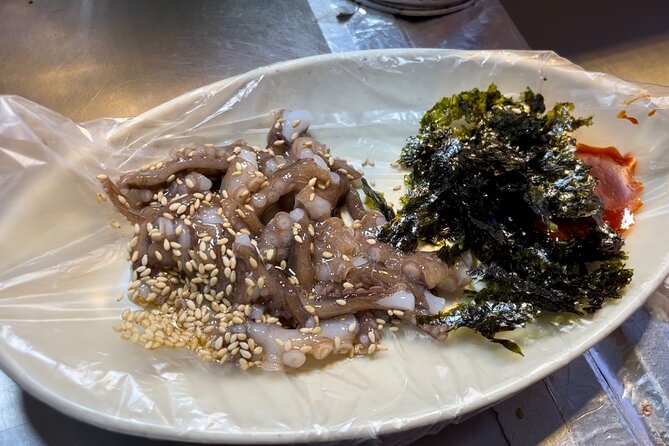 Seoul Fun Food Tour: 12 different food tastings - Gwangjang Market: the main course of the morning or afternoon
