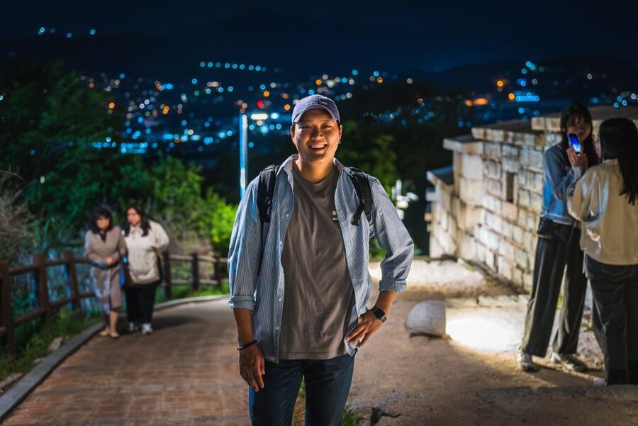 Seoul: Guided City Wall Sunset Hike with Korean Dinner - What the $65 price really covers