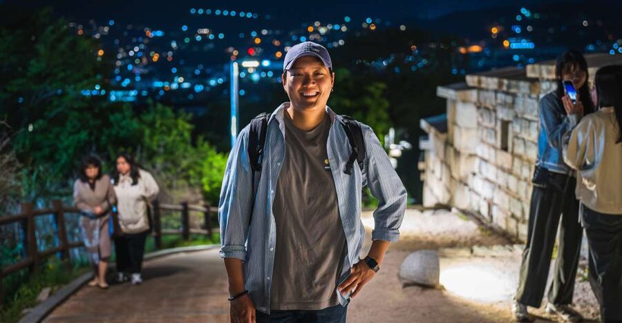 Seoul: Guided City Wall Sunset Hike with Korean Dinner - Who should book this experience