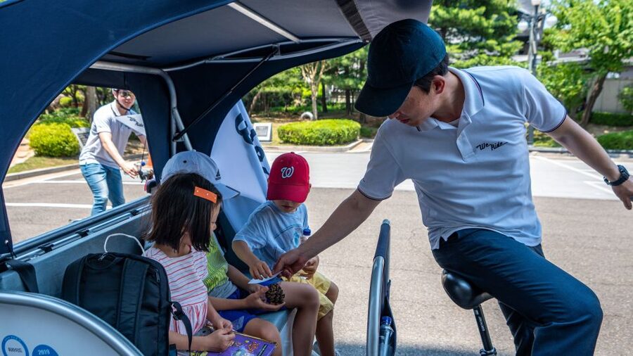 Seoul: Guided Small Group V.I.P Morning Pedicab Tour - Starting beside Jong-ro Boulevard
