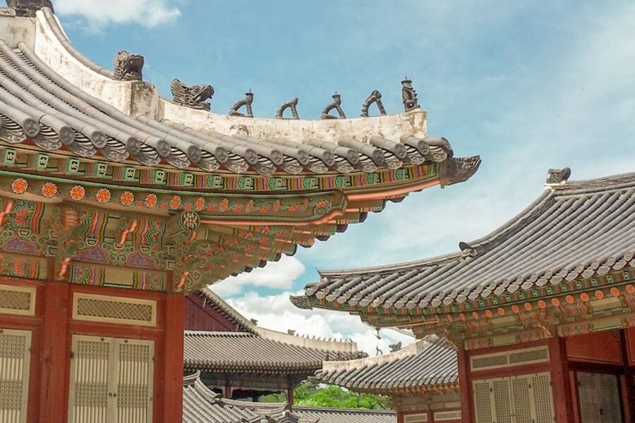 Seoul: Gyeongbok Palace and Bukchon Hanok Walking Tour - What $88 buys you