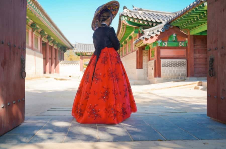 Seoul: Gyeongbokgung / Hanok Village / N Seoul Tower - A full day linking old Seoul with its best viewpoint