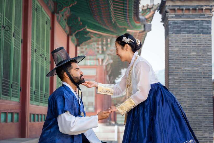 Seoul: Hanbok Photo Tour at Gyeongbokgung Palace - Why this Gyeongbokgung photo tour works