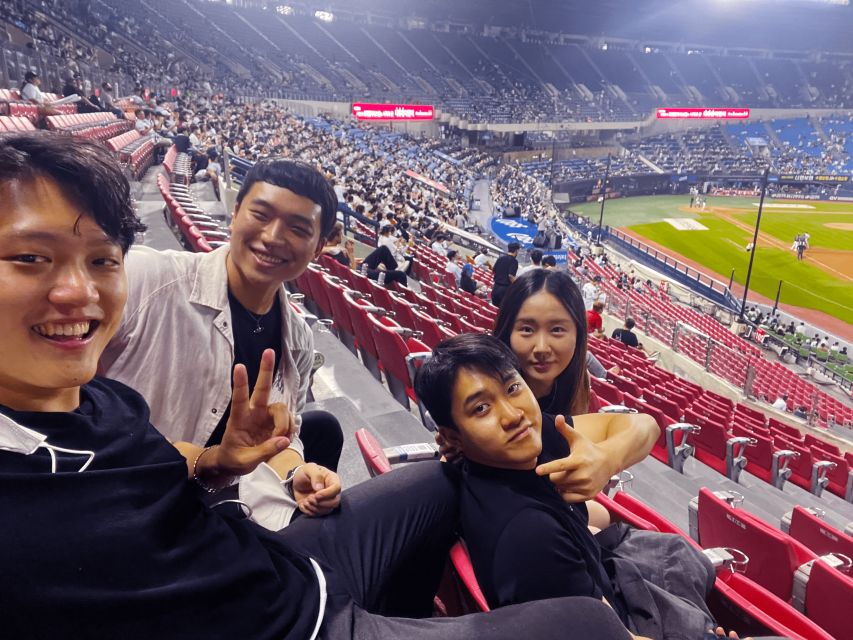 Seoul: Jamsil Baseball Stadium Game Ticket with Dinner& Beer - Food, beer, and the practical stadium experience
