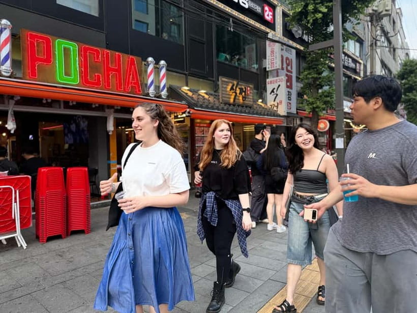 Seoul: Jongno 3-Ga and Ikseon-Dong Tour with Street Food - Twenty minutes at the retro arcade
