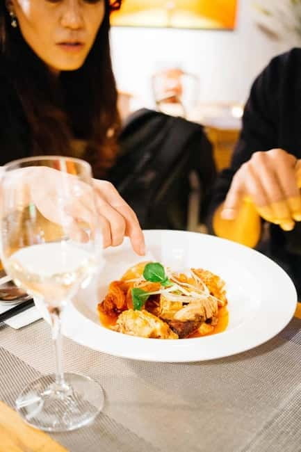 Seoul: Kimchi Dishes Cooking Class with Wine Pairing - Location near Gyeongbokgung Palace