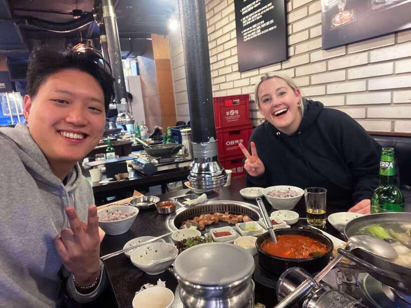 Seoul: Korean BBQ Place of the Month Curated by the Host - The hosts make the meal work