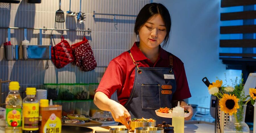 Seoul: Korean Cooking at Seoul Cooking Club! - A clean, organized setup in central Jongno