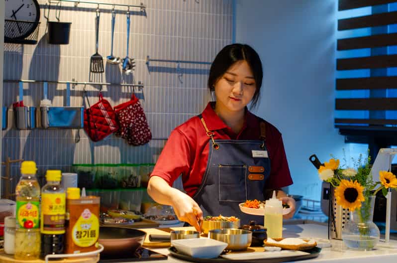 Seoul: Korean Cooking at Seoul Cooking Club! - The meal is generous, so plan around it