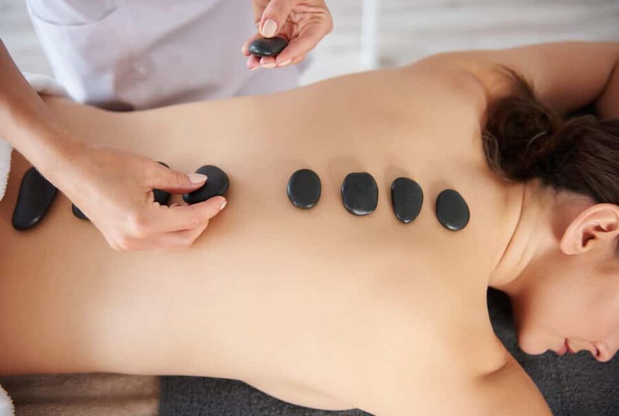 Seoul: Korean Spa and Massage Experience in Myeongdong - The treatment room and the small comforts