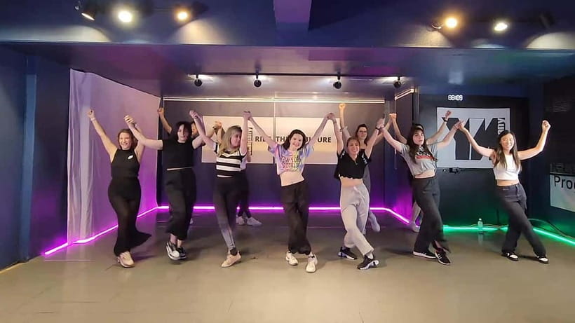 Seoul: Kpop Dance Class Including Video Shooting & Editing - Who should book this Seoul dance class?
